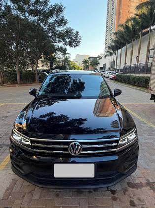 VOLKSWAGEN TIGUAN 1.4 250 TSI TOTAL FLEX ALLSPACE COMFORTLINE TIPTRONIC VOLKSWAGEN TIGUAN 1.4 250 TSI TOTAL FLEX ALLSPACE COMFORTLINE TIPTRONIC